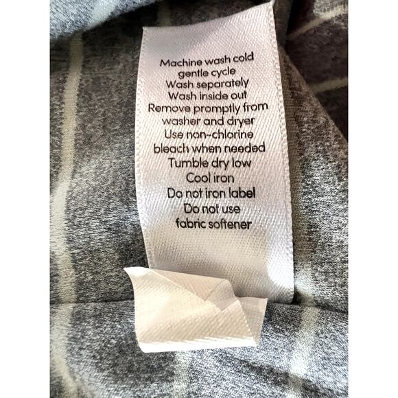 Athleta Salutation Leggings Gray Stripe High Rise 7/8 Powervita Size M - Picture 7 of 8